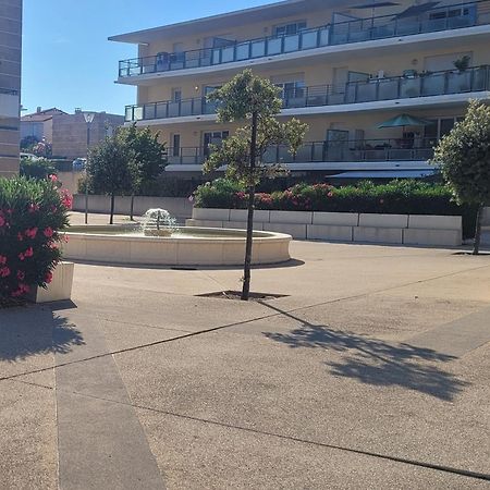 Appart Avec Piscine Casino Plein Air Et Plage La Ciotat Esterno foto